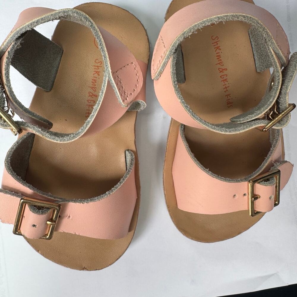 EUC Shrimp and Grits Pink Sandals Size 5